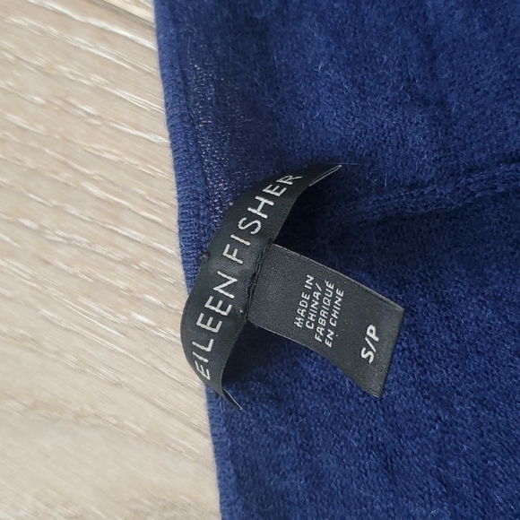 Eileen Fisher top - Picture 10 of 10